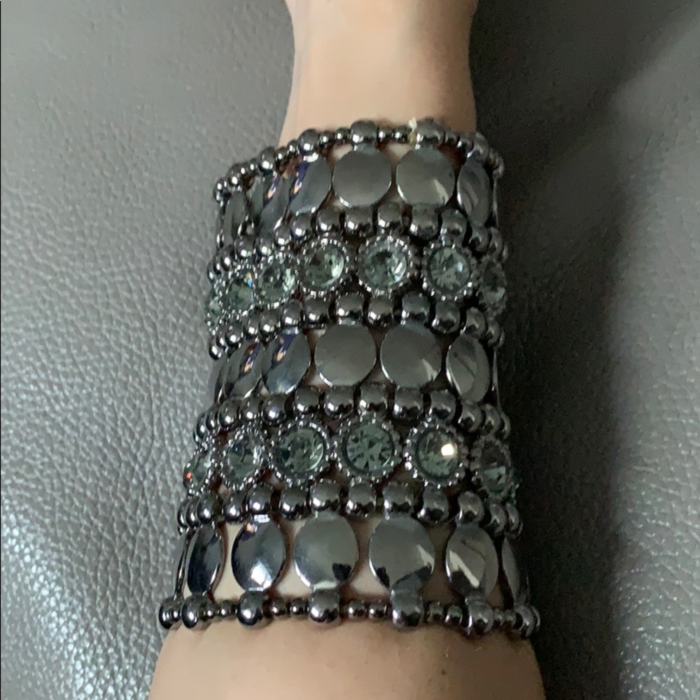 Wide bracelet
